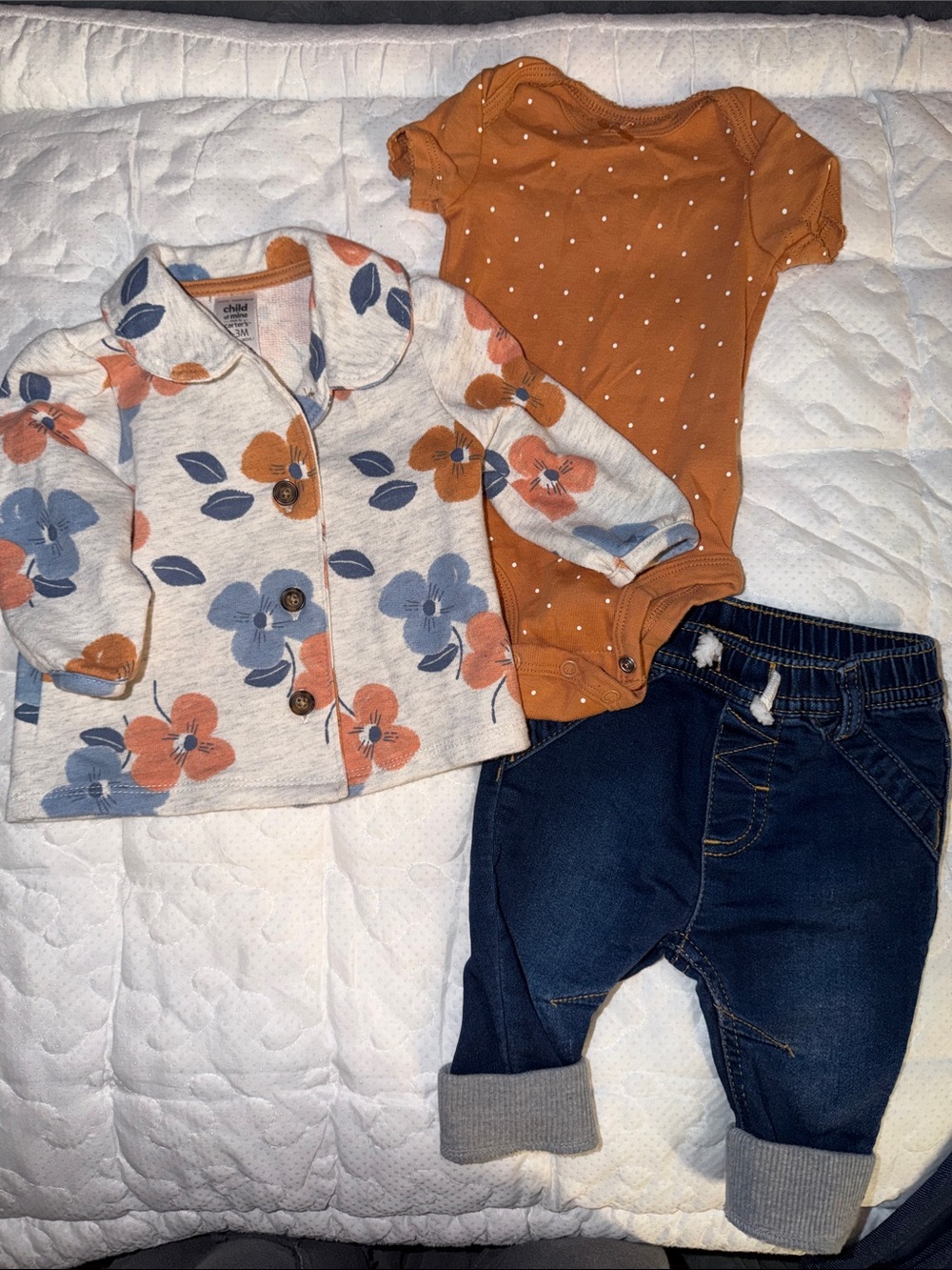 3-Piece Baby Outfit Set 0-3M Floral Cardigan, Tee & Jeans